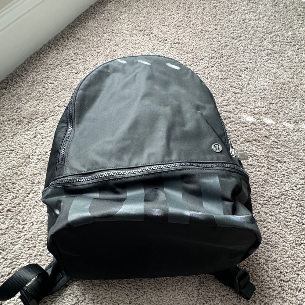 Lululemon Adventurer Backpack 20L